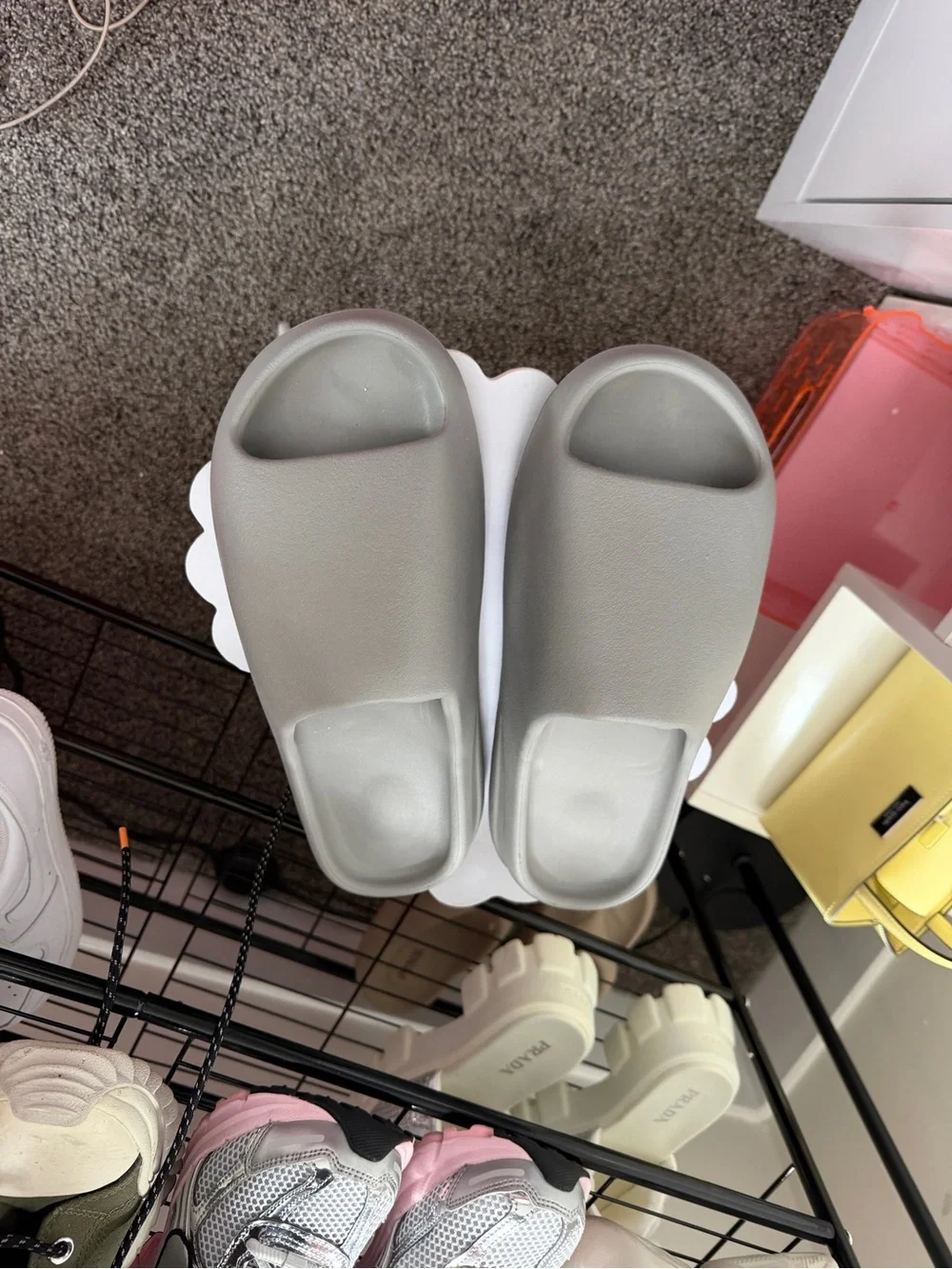 Yeezy adidas slide